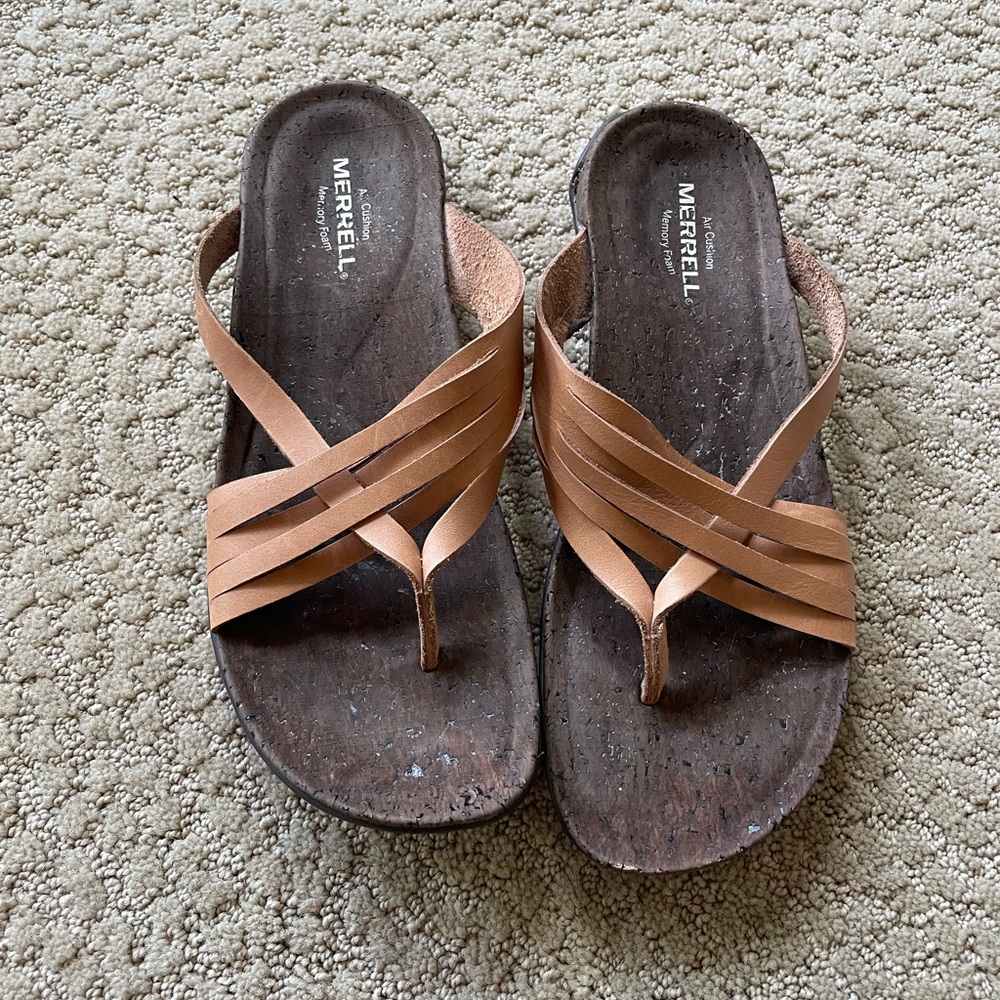 Merrell strappy real leather flip flops